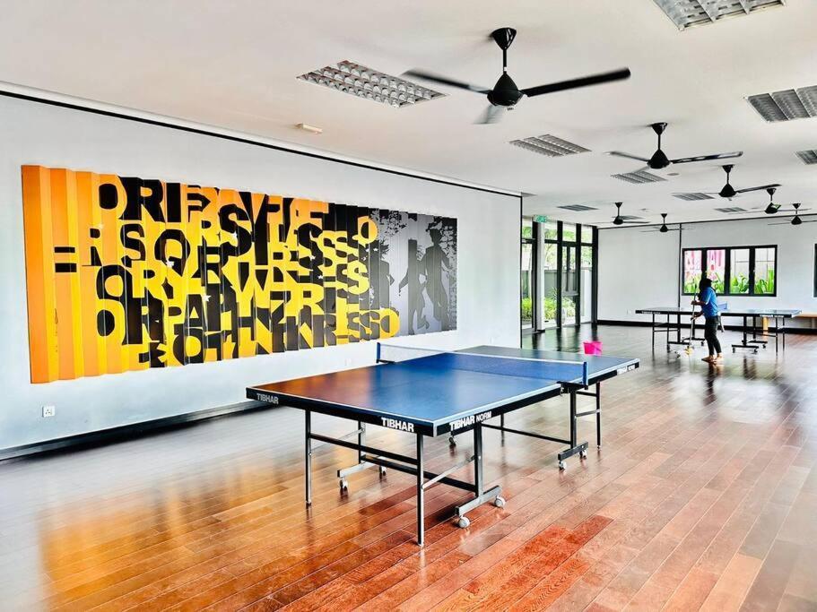 Apartment R&f Classic Design @35f 3br 11pax Johor Bahru