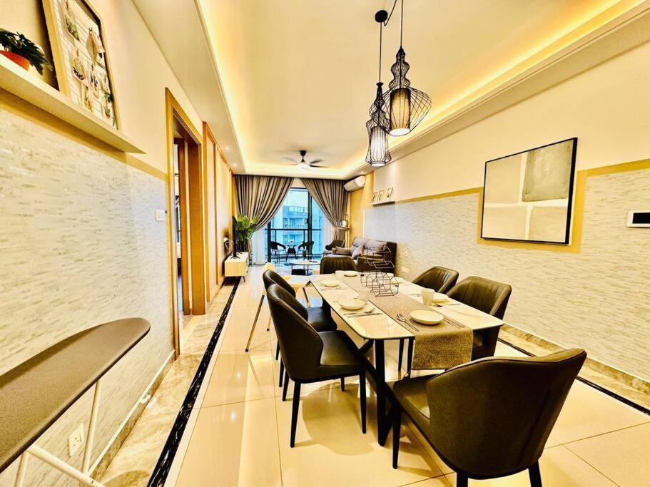 Apartment R&f Classic Design @35f 3br 11pax *